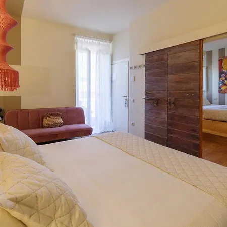 Aurora Boutique & Private Hotel 3*