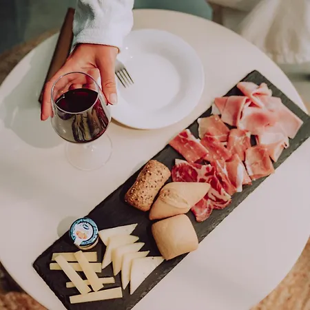 Hotel Aurora Boutique & Private 3*